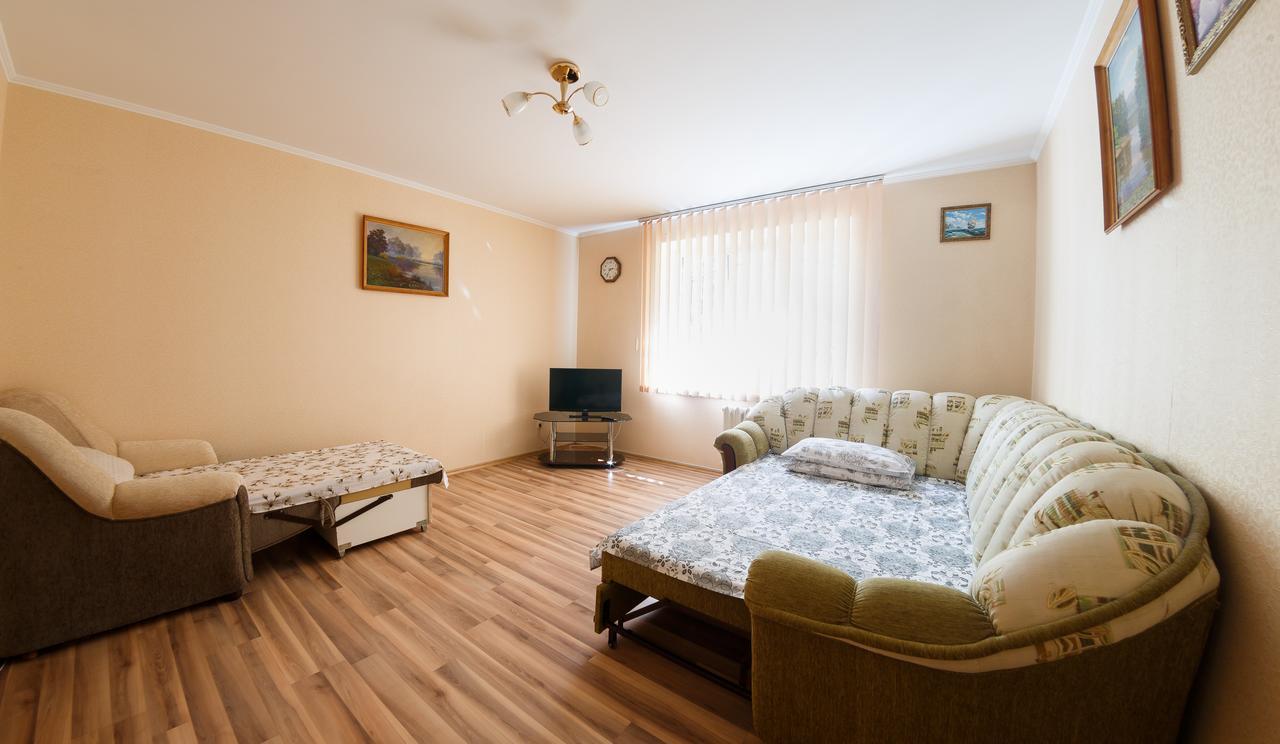 Clean And Comfortable Apartments On Karl Marx Street Tiraspol Buitenkant foto